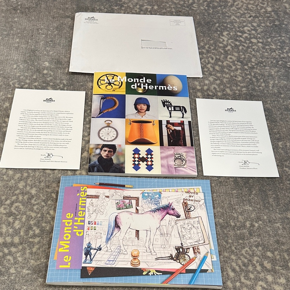HERMES CATALOGS NEW (2) 2 WELCOME CARD AND 2 ENVELOPES